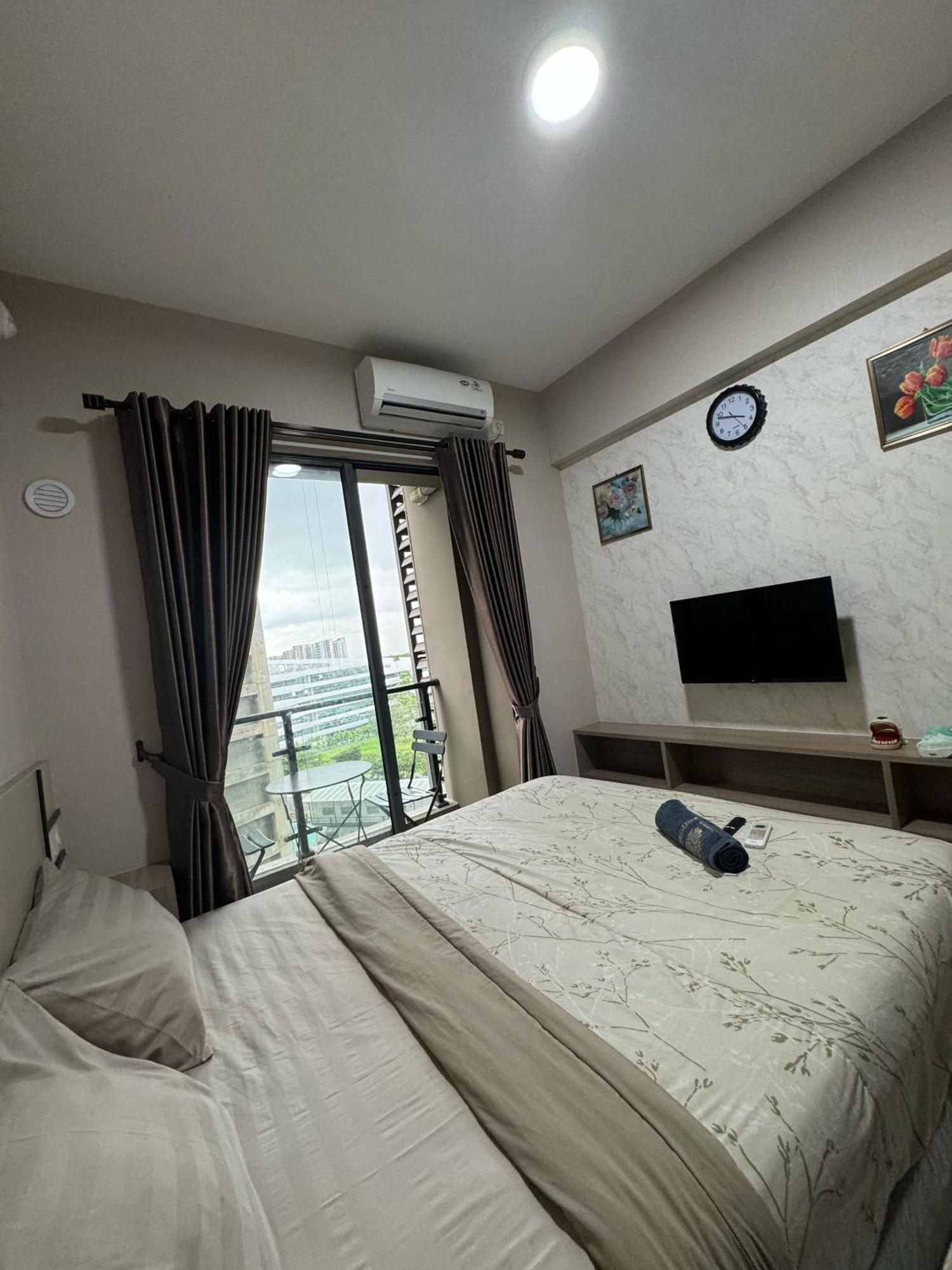 Stay N Cozy Apartemen Sky House Bsd By Sm Room Samporo Exteriör bild