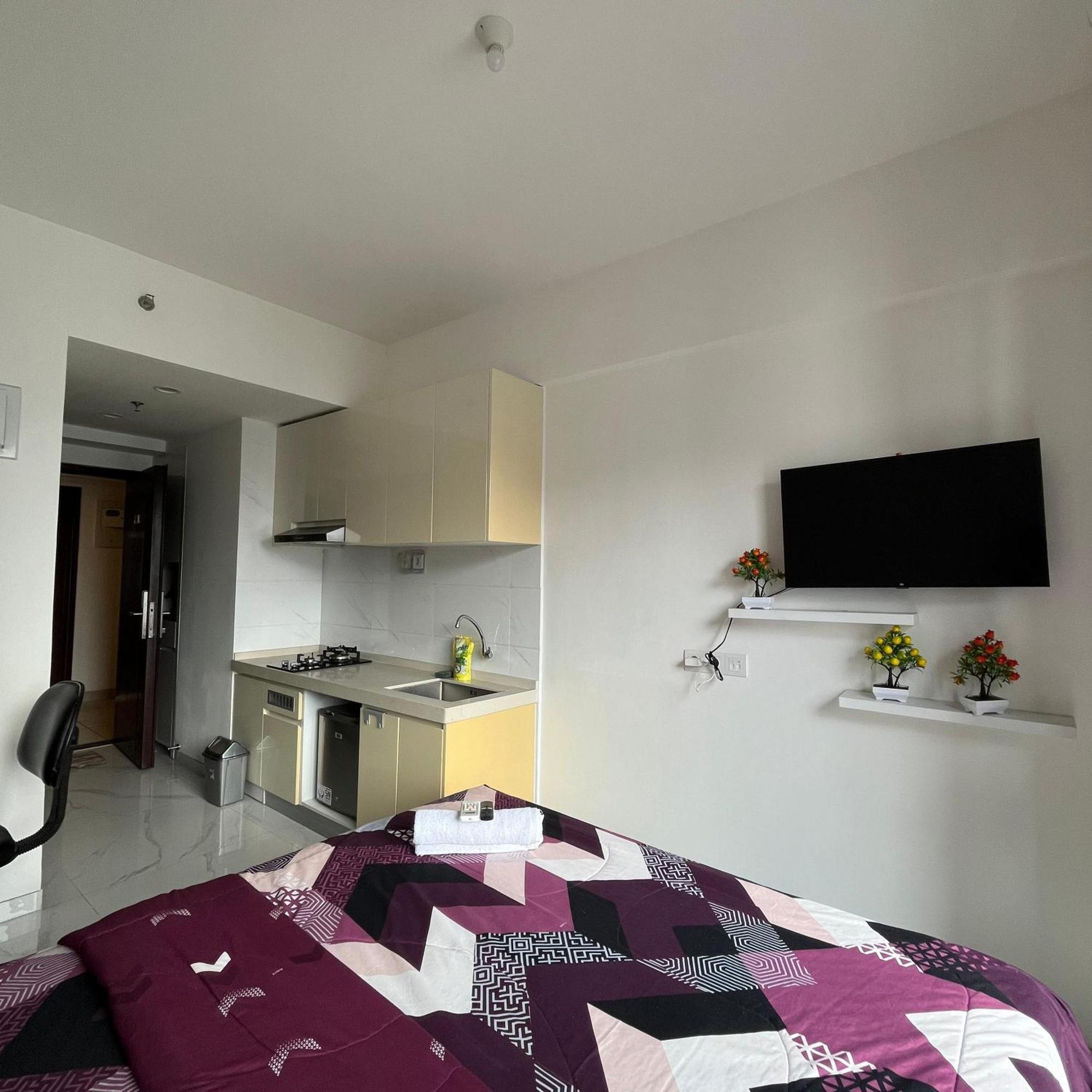Stay N Cozy Apartemen Sky House Bsd By Sm Room Samporo Exteriör bild